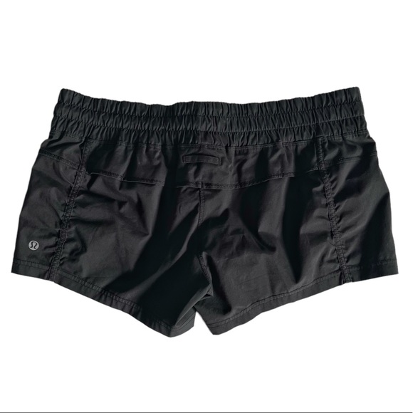 Lululemon Black Shorts Size 8 - Picture 2 of 8